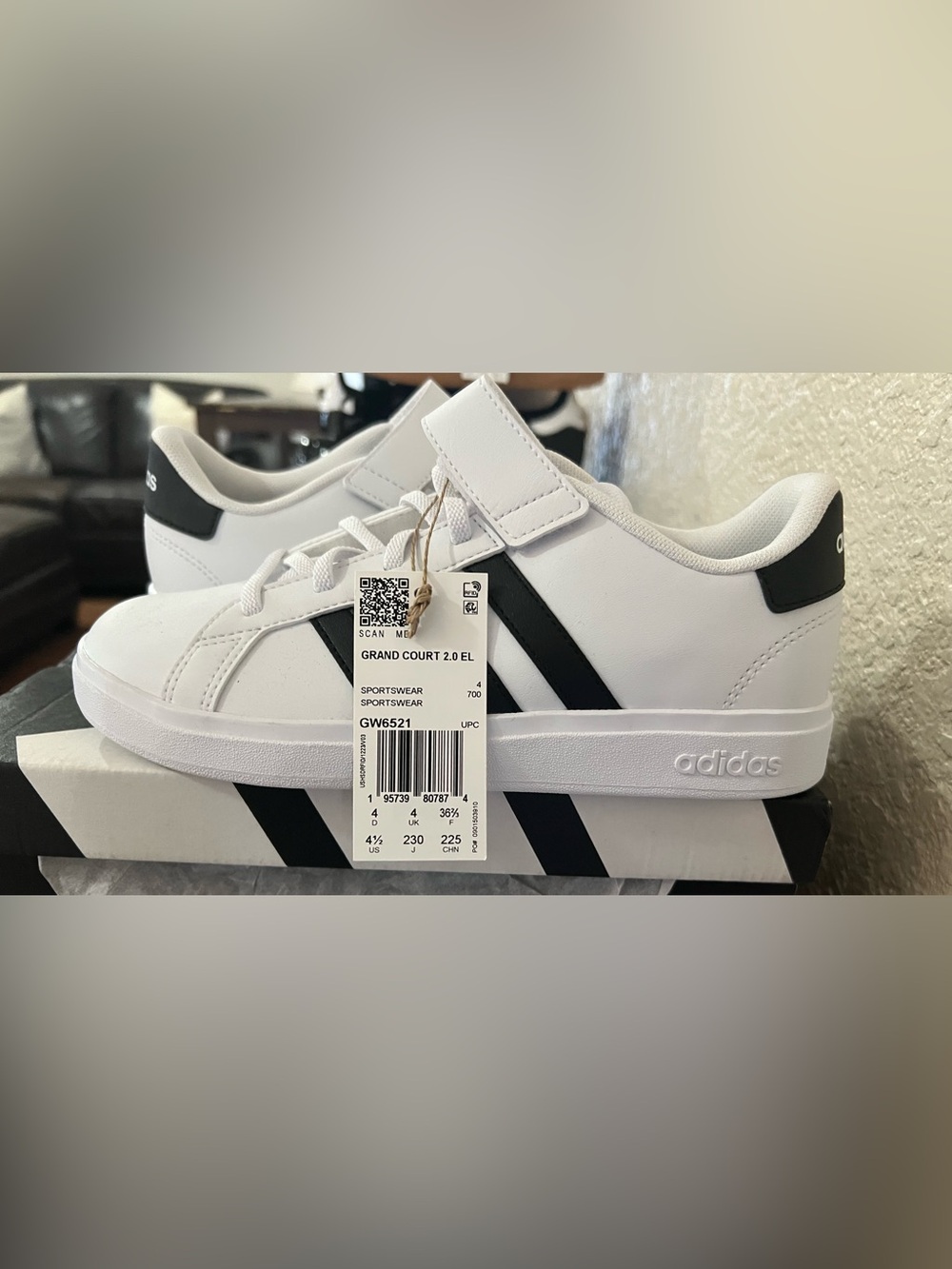 Grand Court 2.0 adidas White Sneakers with Black Three-Stripes